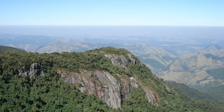 Trilha da Pedra Partida